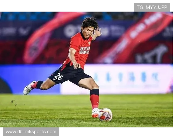 成都蓉城帅惟浩中路突破撕开防线