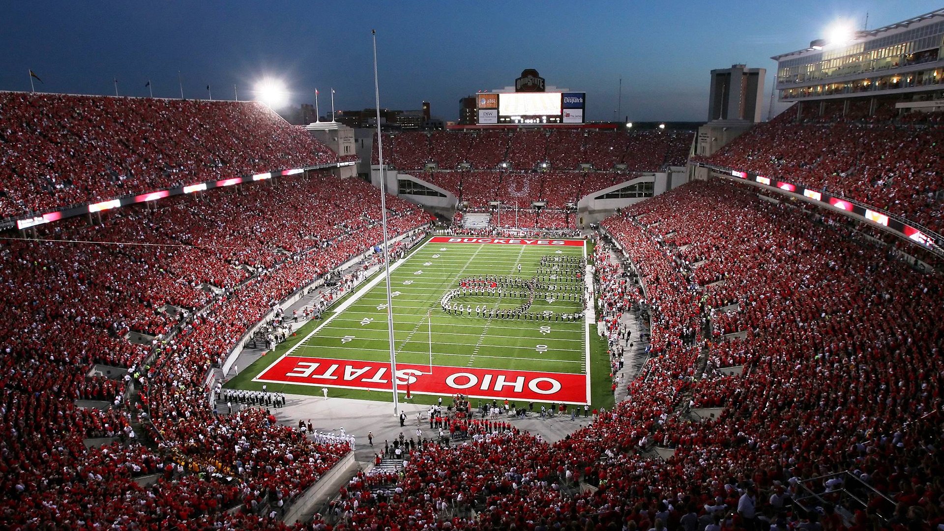 《英雄联盟》巅峰预选火爆启幕,冠军之战一触即发!